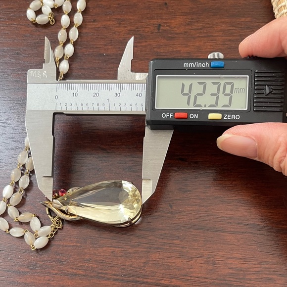 Huge lemon crystal genuine garnet gold tone pendant white opalescent chain - Picture 10 of 11